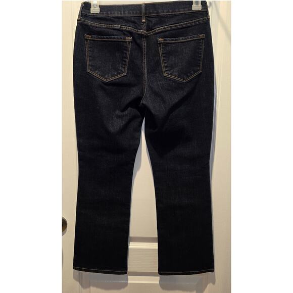 Old Navy Curvy Midrise jean 8 Short boot-cut - Picture 2 of 6